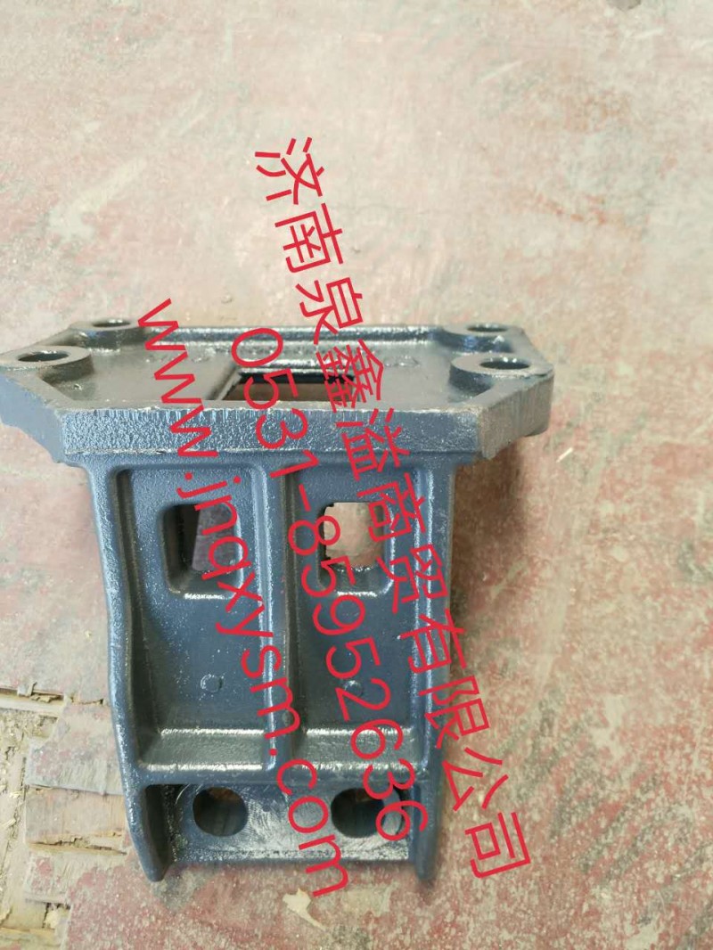 100100100125,右前懸置支架,濟南泉鑫溢商貿有限公司