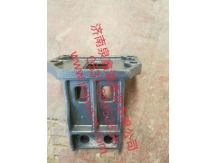 100100100125,右前懸置支架,濟南泉鑫溢商貿有限公司