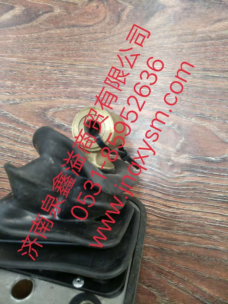 100170300183,變速器換擋操縱機構總成,濟南泉鑫溢商貿(mào)有限公司