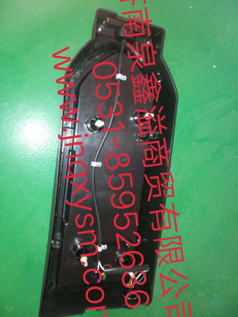 100443300009,LED右后組合燈箭頭燈后尾燈,濟南泉鑫溢商貿(mào)有限公司