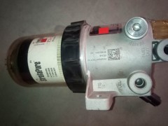 WG9925550110,中國重汽MC11發(fā)動機電加熱燃油粗濾器,濟南諾誠重型汽車配件有限公司