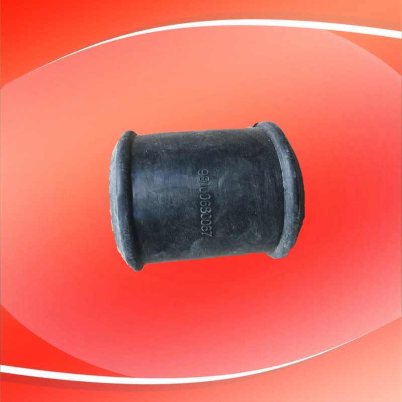 濟(jì)南凱爾特 供應(yīng)重汽配件WG9100680067 橡膠軸承/WG9100680067