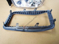 569.02.303.16,Headlamp seal sleeve right,濟(jì)南向前汽車配件有限公司