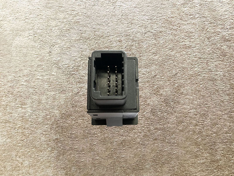 DZ97189584515   駕駛室電動翻轉(zhuǎn)開關(guān)X5000/DZ97189584515