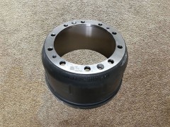 81.50110.0232,前制動鼓，F(xiàn)ront brake drum HDM7.5,濟南向前汽車配件有限公司