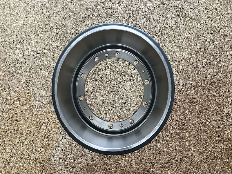 81.50110.0232,前制動鼓，F(xiàn)ront brake drum HDM7.5,濟南向前汽車配件有限公司