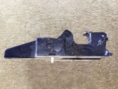 DZ14251430030,翻轉(zhuǎn)軸右支撐,Turn the right support shaft X3000,濟南向前汽車配件有限公司