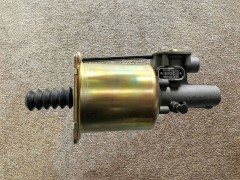 DZ98149230090,離合器分泵，Clutch distributor L3000,濟(jì)南向前汽車配件有限公司