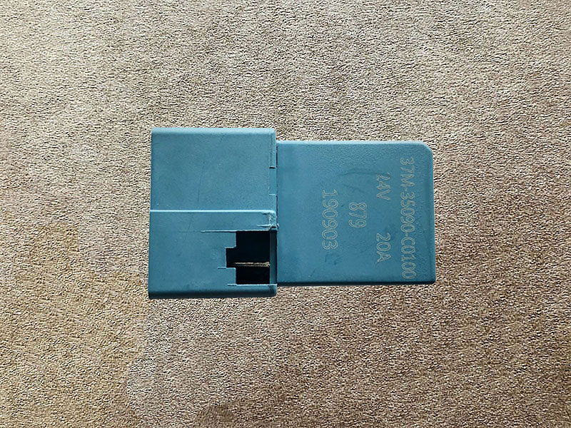 37M-35090-C0100,四爪繼電器，F(xiàn)our jaw relay,濟(jì)南向前汽車配件有限公司