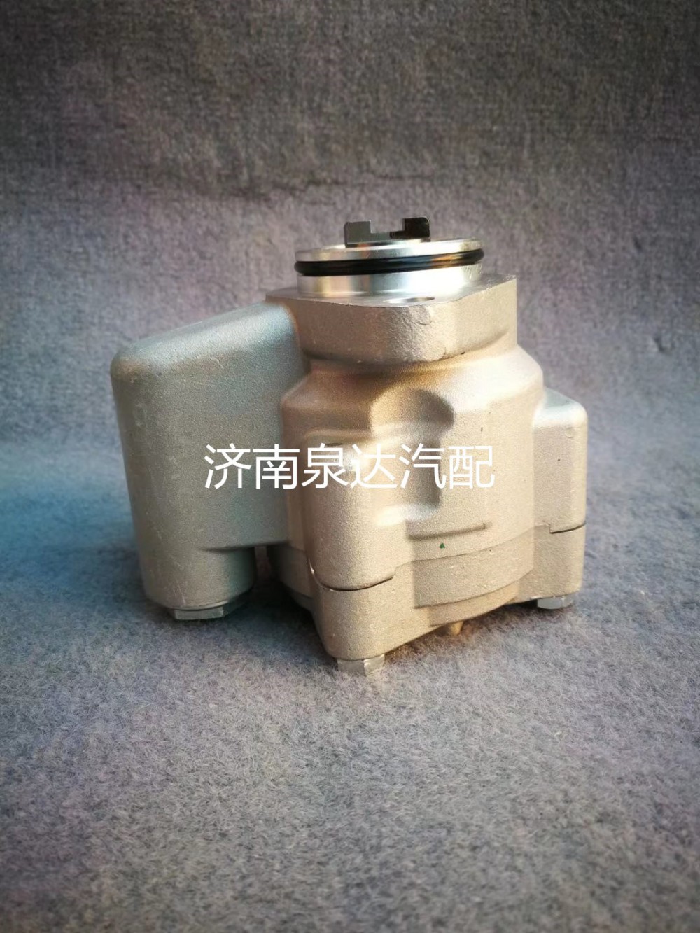 DZ97189470901,轉(zhuǎn)向助力泵,濟(jì)南泉達(dá)汽配有限公司
