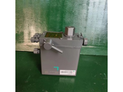 WG9925823022     豪沃T5G左置電動油泵