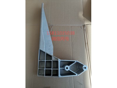 H4831010044A0,下防護(hù)裝置右連接支架,北京遠(yuǎn)大汽車(chē)配件有限公司