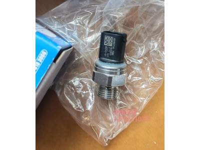 30cp42-01,30cp42-01博杜安發(fā)動機壓力傳感器,濟南信發(fā)汽車配件有限公司