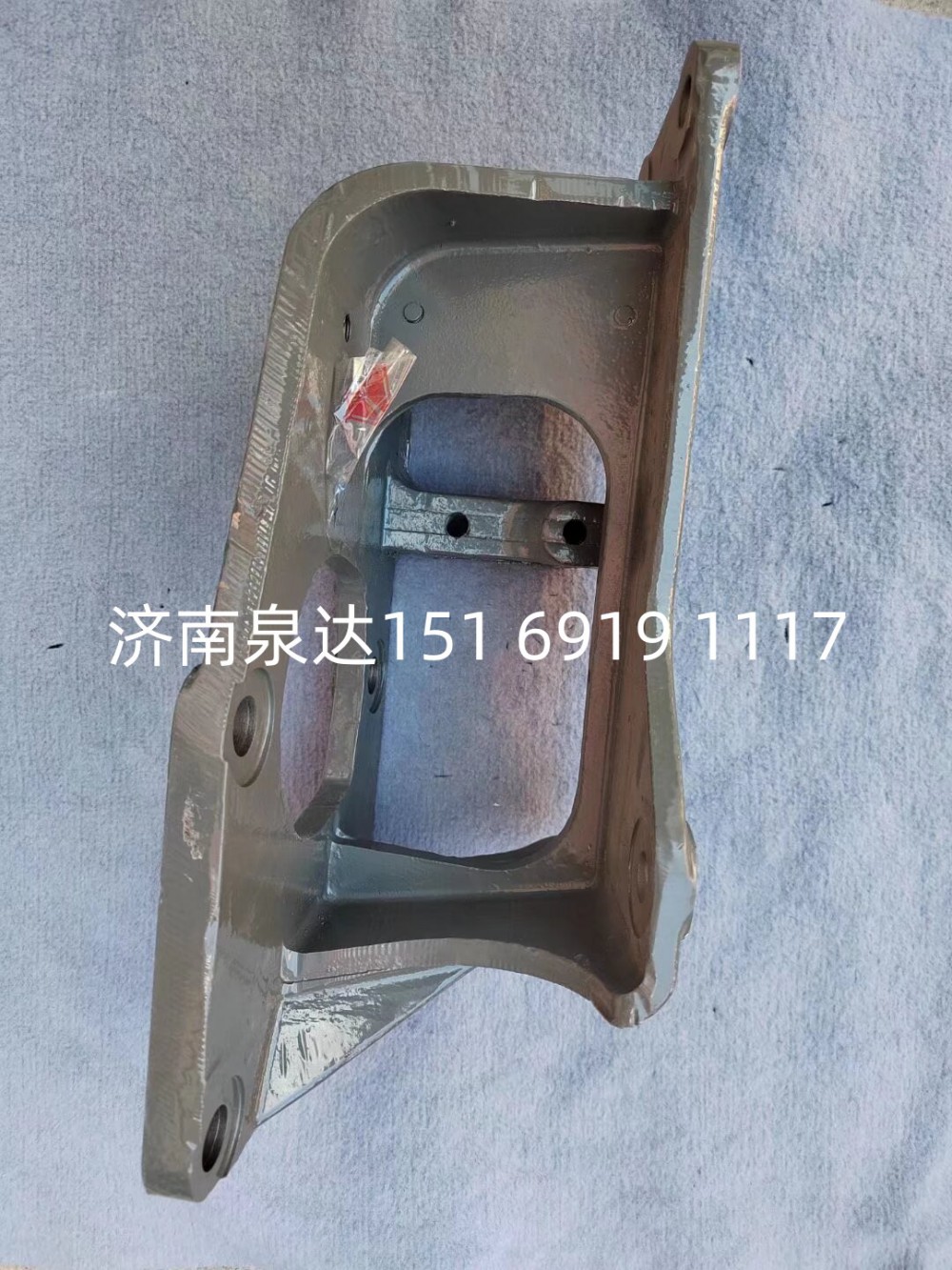 WG9525470367重汽豪沃方向機(jī)支架轉(zhuǎn)向器支架轉(zhuǎn)向機(jī)支架/WG9525470367