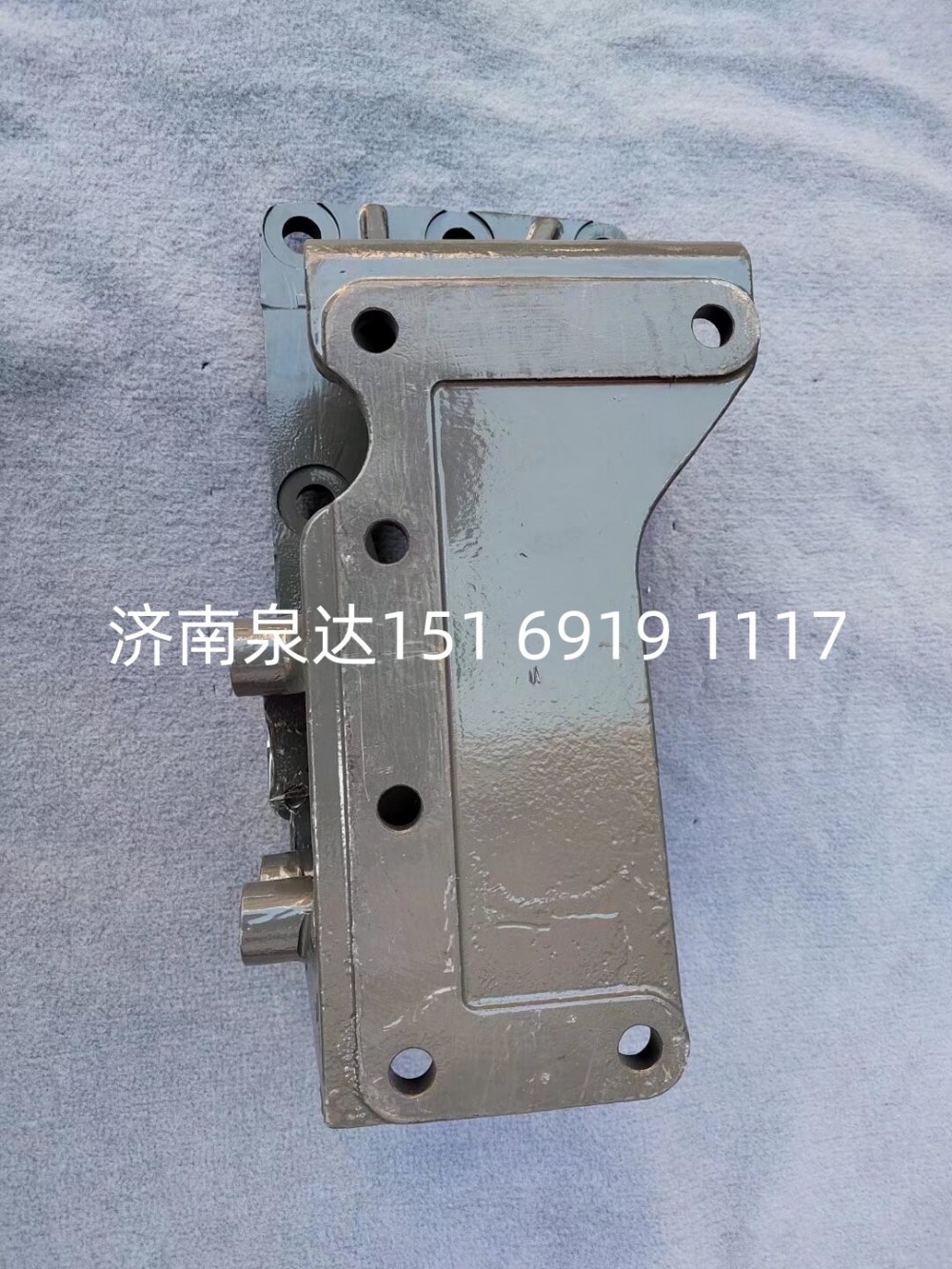 WG9525470367重汽豪沃方向機(jī)支架轉(zhuǎn)向器支架轉(zhuǎn)向機(jī)支架/WG9525470367