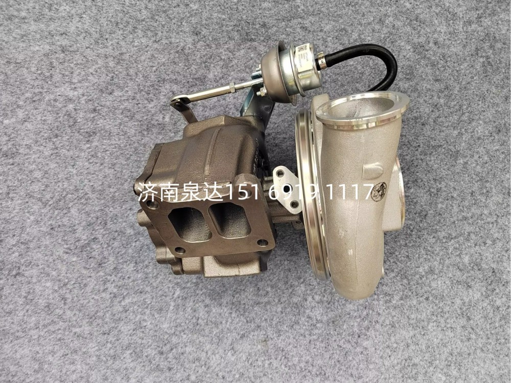 重汽曼發(fā)動機(jī)廢氣渦輪增壓器總成增壓機(jī)總成/202V09100-7926