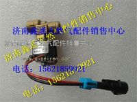 重汽豪沃LNG天然氣發(fā)動機(jī)低壓電磁閥老式,重汽豪沃LNG天然氣發(fā)動機(jī)低壓電磁閥老式,濟(jì)南鑫通天然氣銷售中心