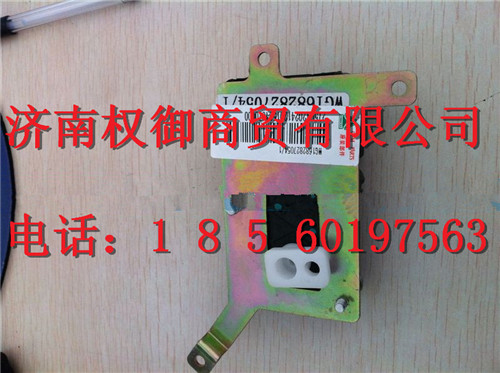 WG1682827054,重汽新斯太爾左右儀表面罩組件WG1682167010WG1682167105,濟南權(quán)御進出口有限公司