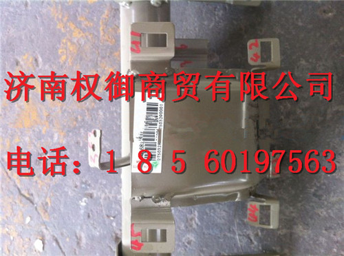 WG1682167120,重汽新斯太爾左右儀表面罩組件WG1682167010WG1682167081,濟南權(quán)御進出口有限公司