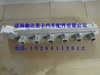 VG1095110079  ,重汽發(fā)動(dòng)機(jī)進(jìn)氣管                                  ,濟(jì)南鑫達(dá)重卡汽車配件有限公司
