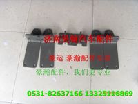 重汽豪瀚配件發(fā)動(dòng)機(jī)托架   重汽豪瀚汽車(chē)配件  豪瀚駕駛室配件