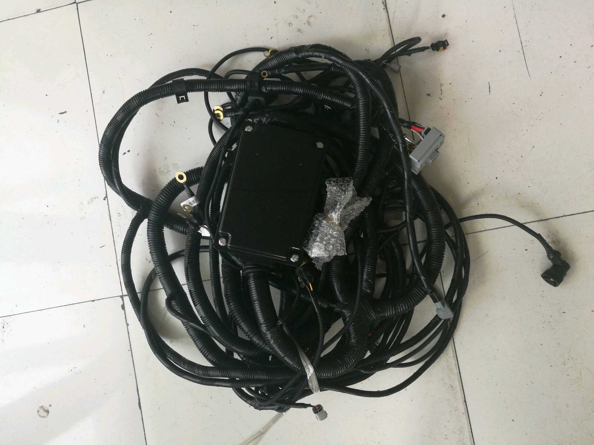 LG9706770316,底盤線束總成（國五康機2.8）,濟南尋金貿(mào)易有限公司