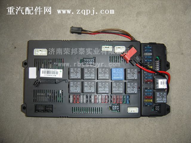 WG9716580013,WG9716580013.右控制模塊總成(豪沃),濟南港新貿(mào)易有限公司